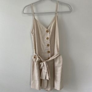 Lush size S cream linen romper